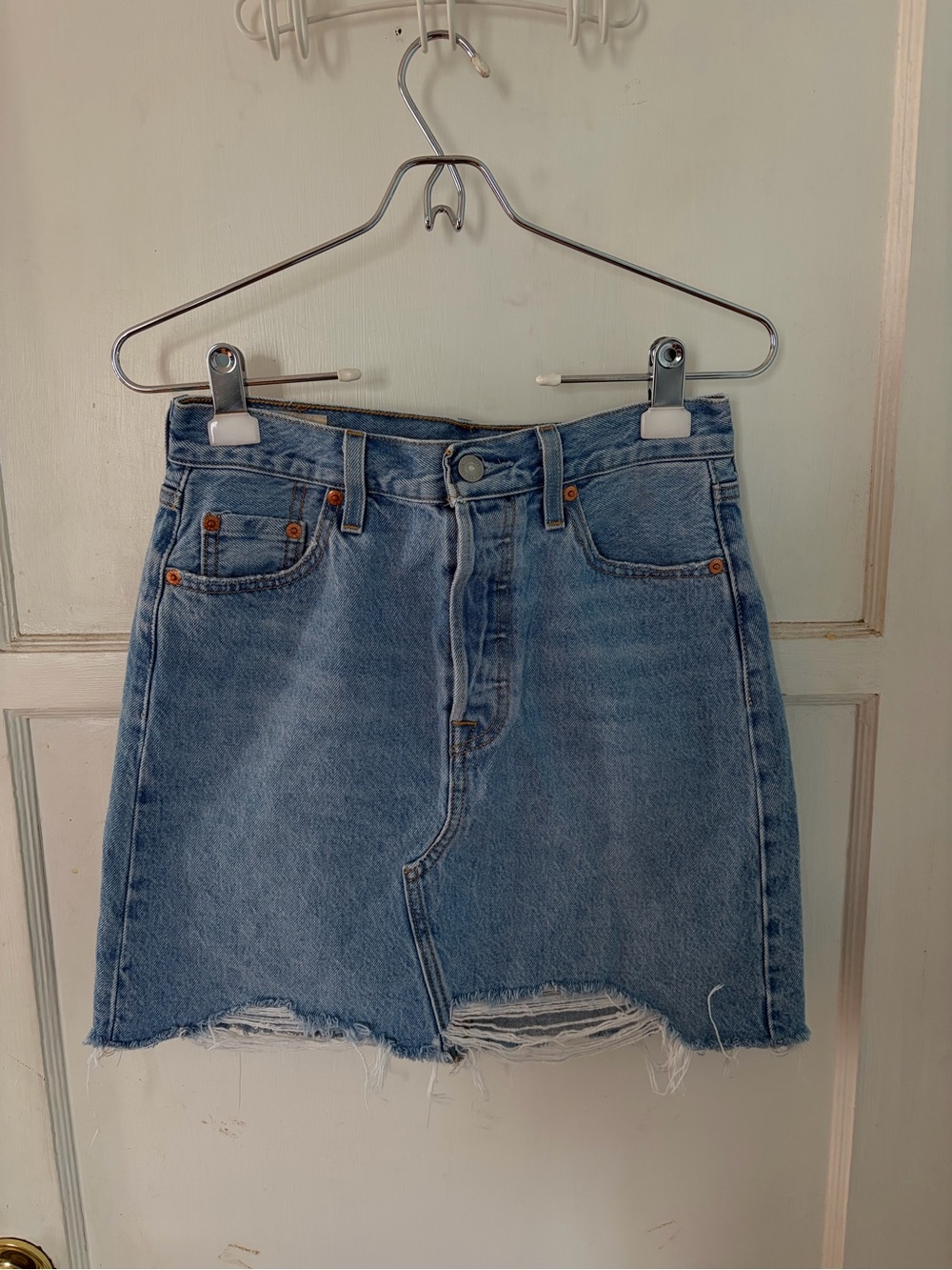 501 High Waisted Levi's Denim Mini Skirt with Frayed Hem